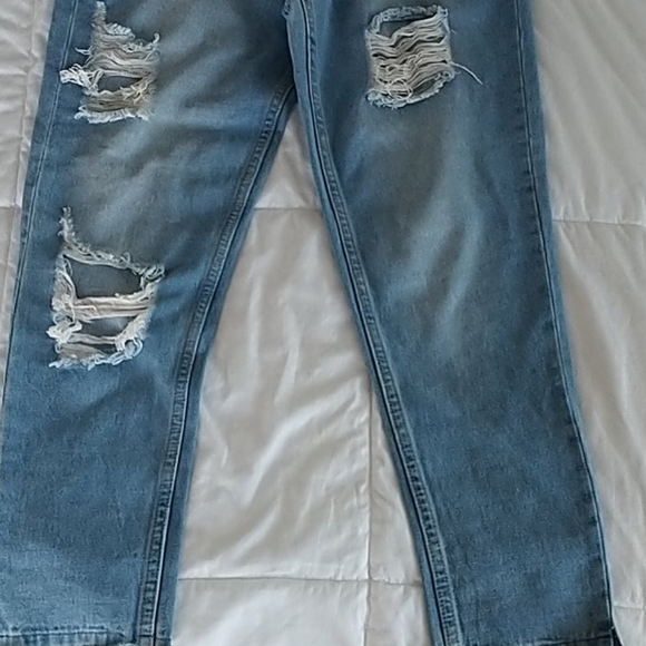Denim Co Jeans.  Sz 10 Distressed style. - Picture 3 of 10
